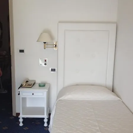 Hotel Tirreno