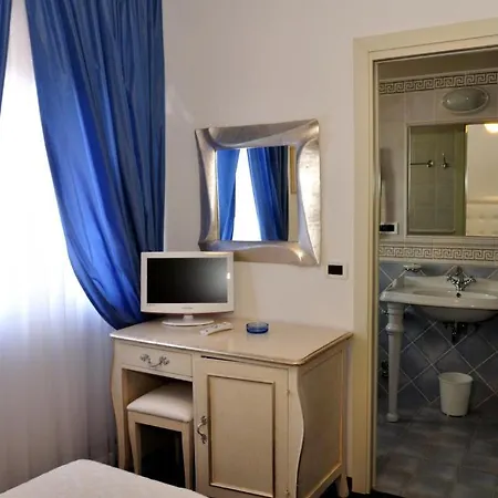 Tirreno Forte dei Marmi