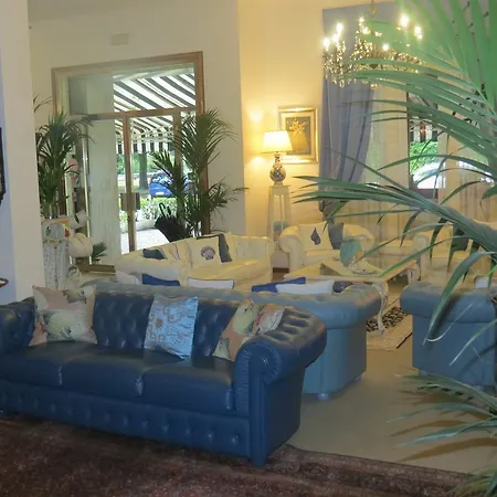 Tirreno Hotel